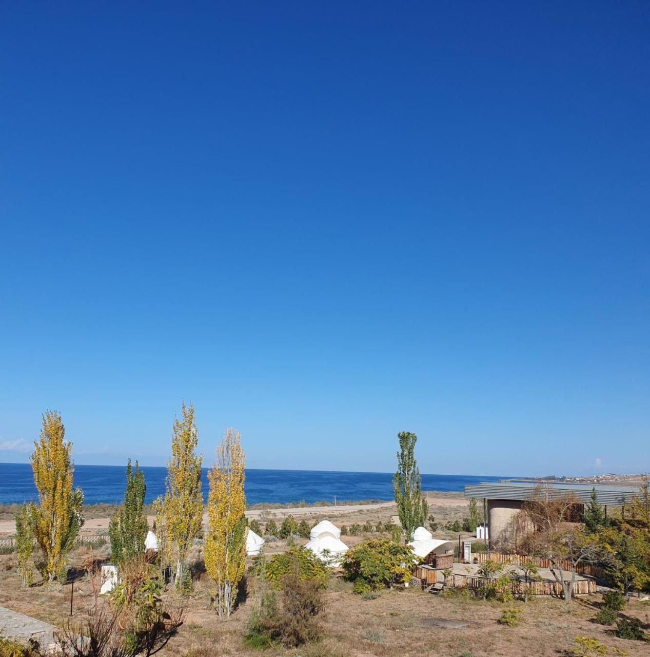 Agat Yurt Camp Bed & Breakfast Kaji-Say Bagian luar foto