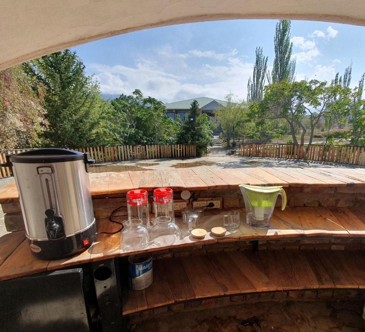 Agat Yurt Camp Bed & Breakfast Kaji-Say Bagian luar foto