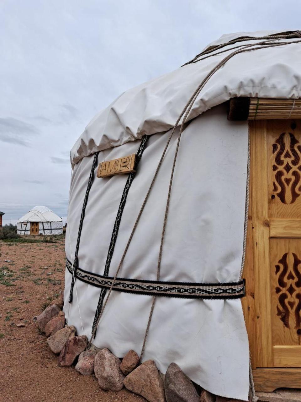 Agat Yurt Camp Bed & Breakfast Kaji-Say Bagian luar foto